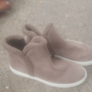 Cozy Brown Winter Boots for Women